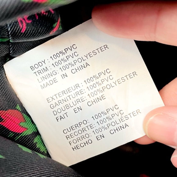 (NWOT) BETSEY JOHNSON • Pink/Multi Floral Print Faux Leather XL Cosmetic Bag - Picture 15 of 16